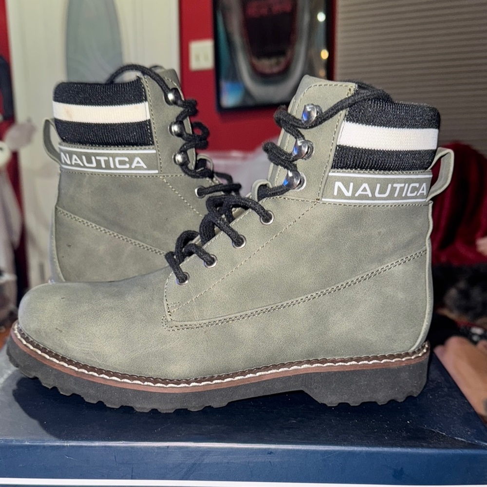 Nautica Olive Lace-Up Boots